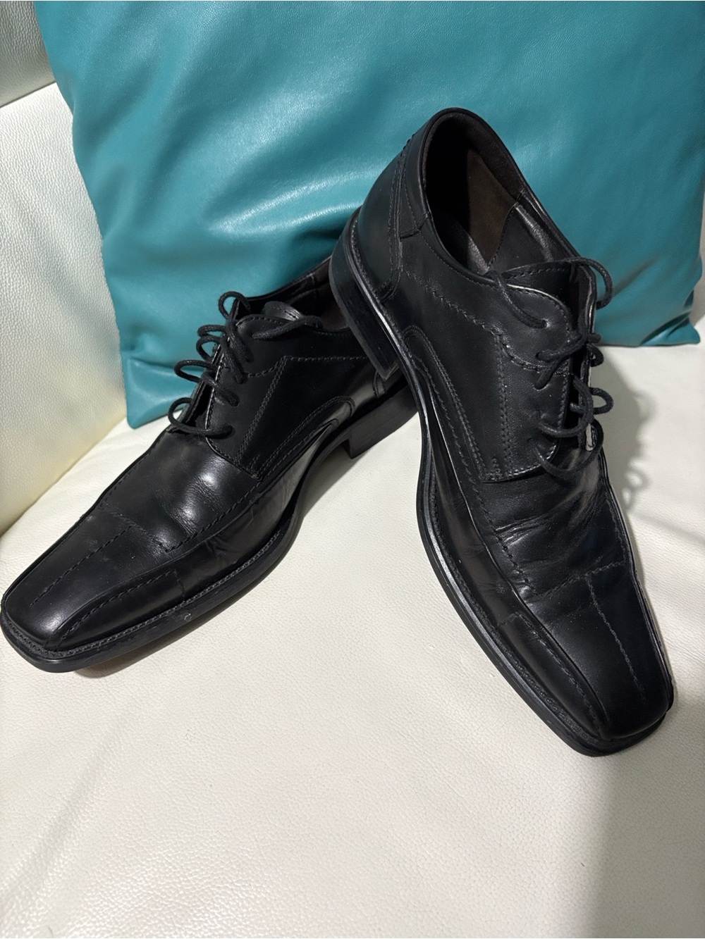 Pronto Uomo Black Leather Lace-Up Oxford Dress Shoes